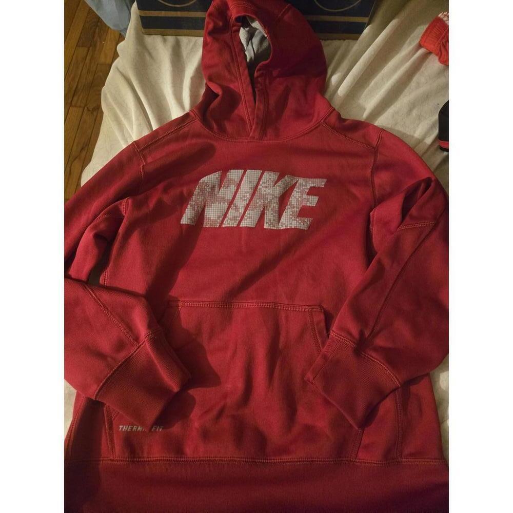 Nike Therma-Fit Red Hoodie Sweatshirt youth Large